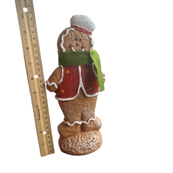 Charming Gingerbread Man Christmas Decorations - Picture 6 of 7